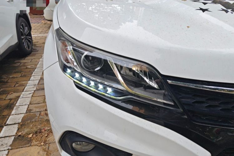 Used Soueast DX3 2019 1.5L Manual Luxury Model China VI Standard
