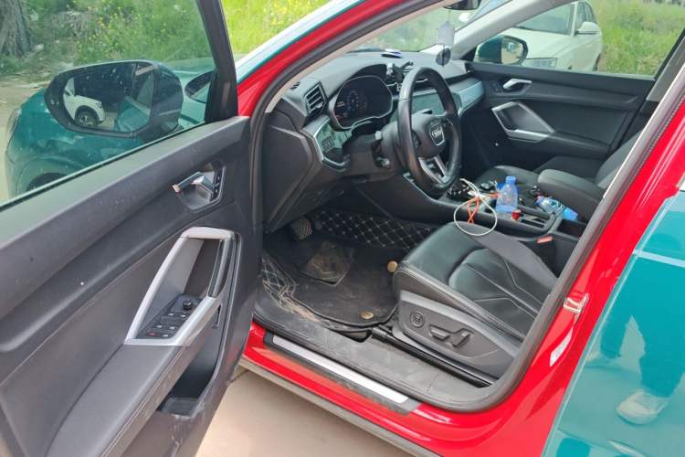 Used Audi Q3 2020 35 TFSI Fashionable and Elegant Model Driver Seat