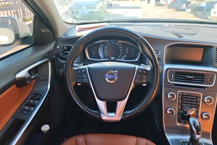 Used Volvo S60 2016 S60L T5 Smart Upgrade Edition
