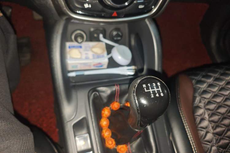 Used CHANGAN CS75 2014 2.0L Manual Luxury Version China IV Standard
