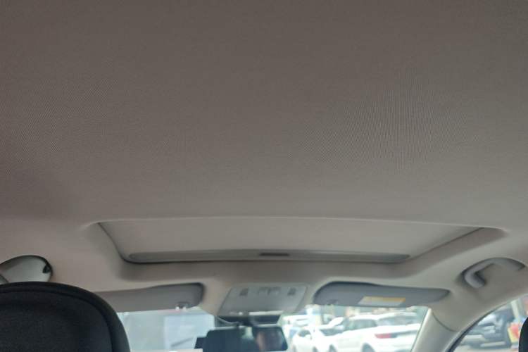 Used Buick Regal 2014 1.6T Fashionable Tech Edition Headliner