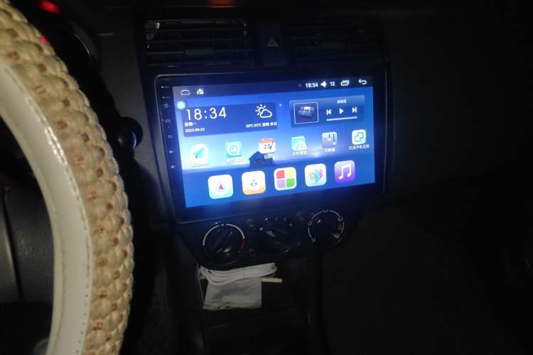 Used Suzuki Swift 2013 1.5L Automatic Standard Edition
