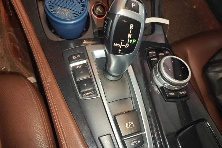 Used BMW 5 Series 2017 520Li Elegant Edition
