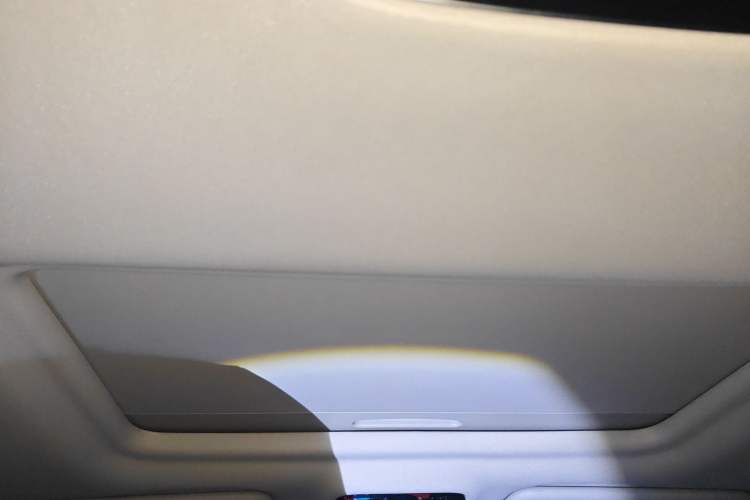 Used Roewe iMAX8 2021 400TGI Supreme Series Ultimate Edition
