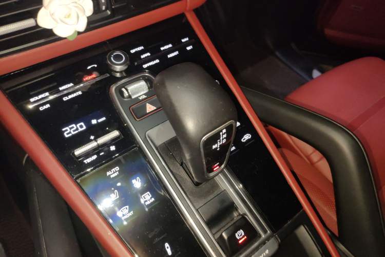 Used Porsche Cayenne 2019 Cayenne Coupé 3.0T
