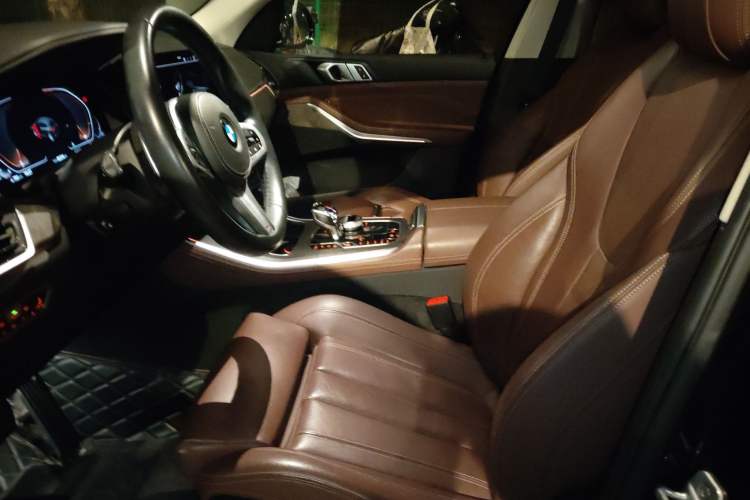 Used BMW X5 2019 xDrive40i M Sport Package