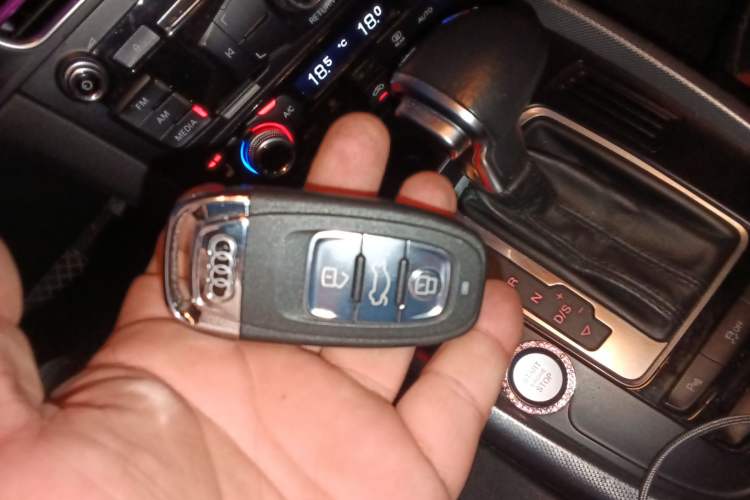 Used Audi Q5 2017 Plus 40 TFSI Technology Model