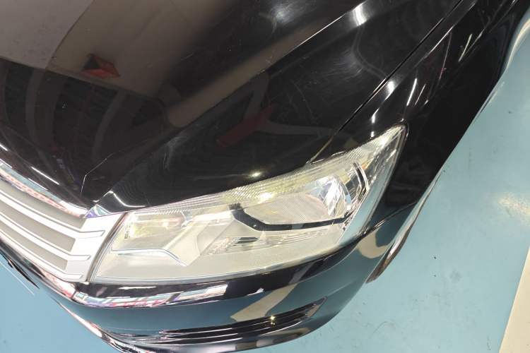 Used Volkswagen Santana 2015 1.6L Automatic Fashion Edition
