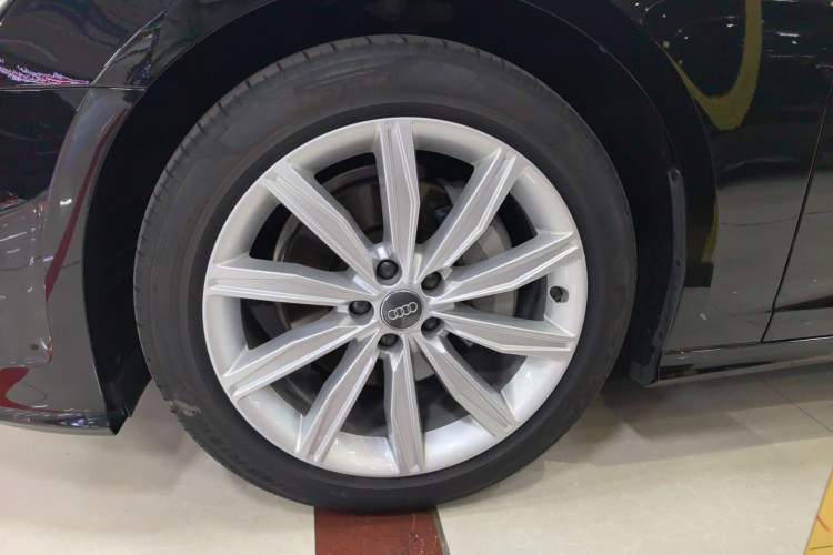 Used Audi A6L 2021 45 TFSI Prestige Dynamic Edition Left Front Wheel Hub