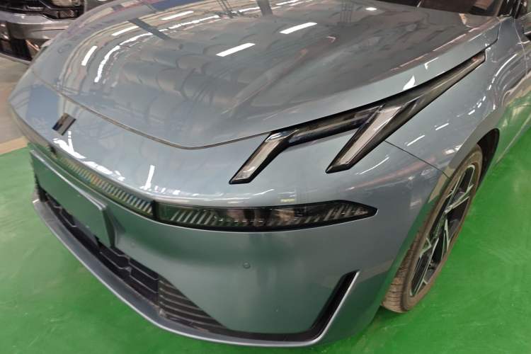 Used Lynk & Co 07 2024 EM-P 126 Long-Range Halo Left Front Headlight