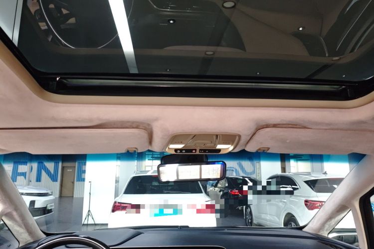 Used Buick GL8 2022 ES Landtrek 653T Luxury Edition