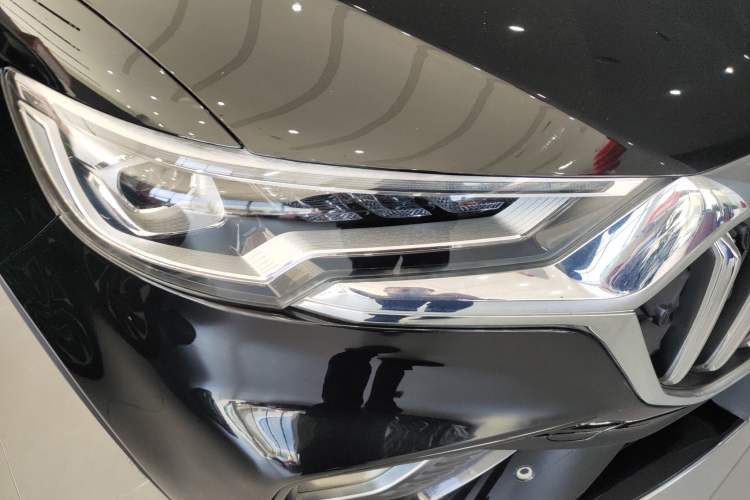 Used Hongqi HS5 2022 2.0T Smart Connect Flagship All-Wheel-Drive Version