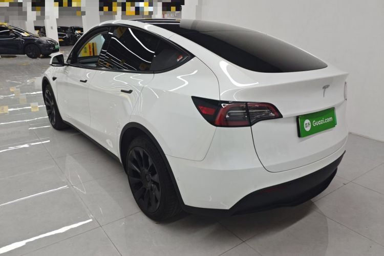 Used Tesla Model Y 2023 Long-Range All-Wheel-Drive Version
