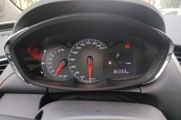 Used Chevrolet Trax 2018 330T Automatic Two-Wheel Drive Elite Model Instrument Cluster