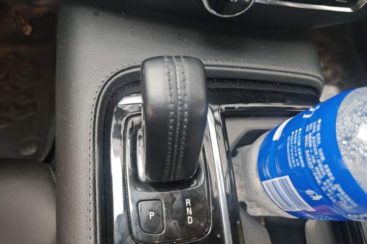 Used Volvo S60 New Energy 2021 T8 E-Drive Hybrid Four-Wheel Drive Smart Luxury Edition Gear Lever