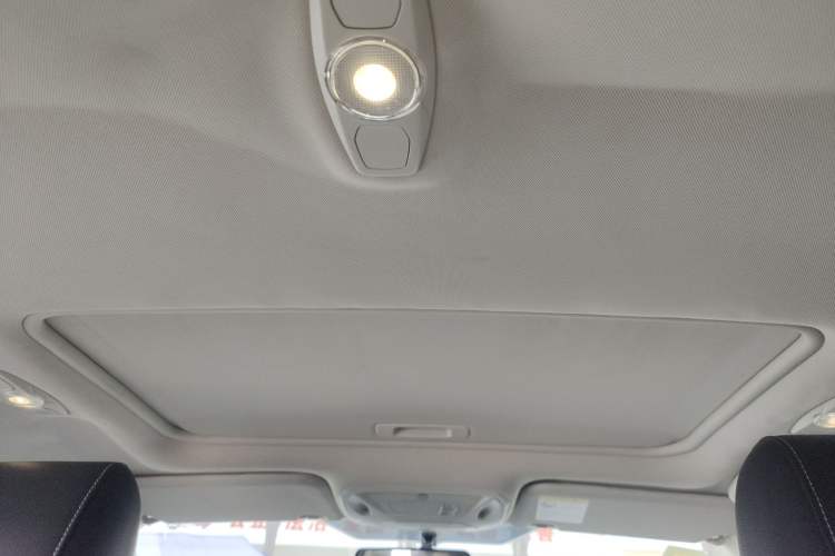 Used Ford Focus 2012 Hatchback 1.6L Automatic Fashion Edition
