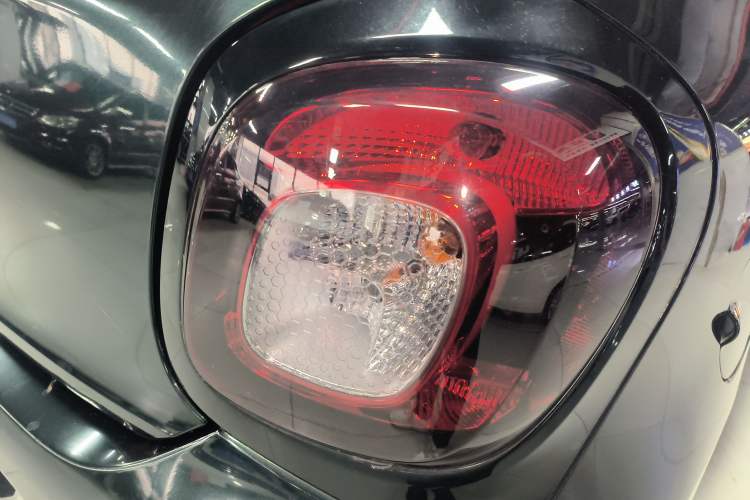 Used smart forfour 2018 1.0L 52kW Passion Edition