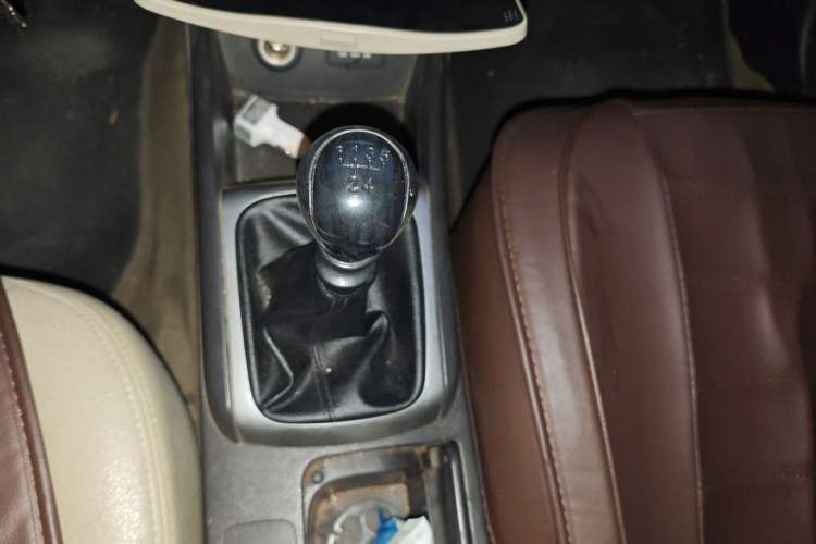 Used Hyundai Celesta 2011 1.6L Manual Comfort Edition
