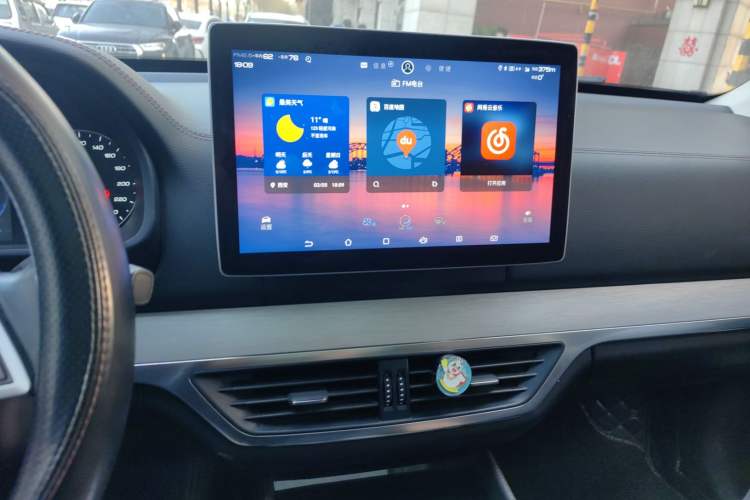 Used BYD Tang New Energy 2018 DM 2.0T All-Wheel Drive Smart Connect Advanced Model 7 Seats China V Emission Standard