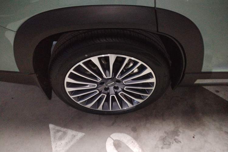 Used JETOUR Shanhai L9 2024 1.5TD 2DHT Max 7-Seater Right Rear Wheel Hub