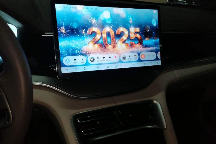 Used BYD Song PLUS New Energy 2025 DM-i 112KM Prestige Model