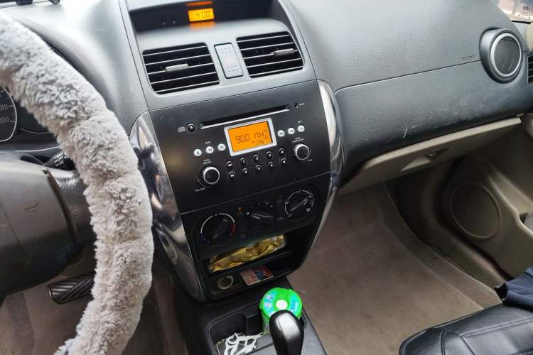 Used Suzuki SX4 2011 Hatchback 1.6L Automatic Dynamic Model