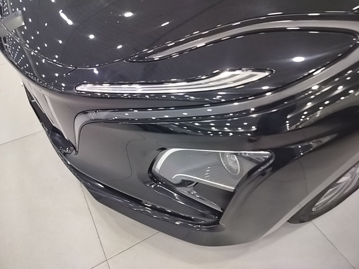Hongqi E-QM5 2024 560km PLUS — снимка 8