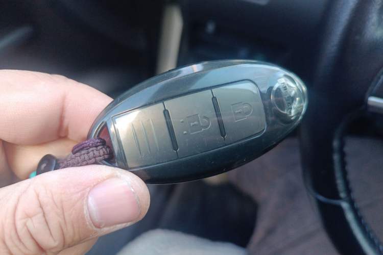 Used Nissan X-Trail 2020 2.0L XL Premium CVT 2WD SmartConnect Luxury Edition Vehicle Key