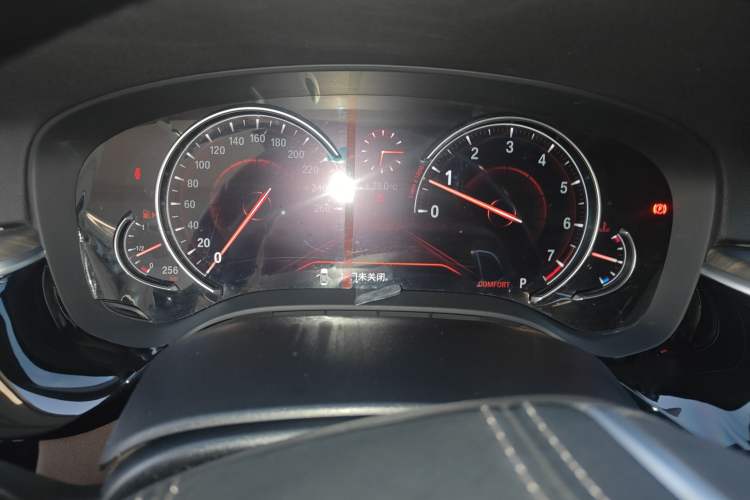 Used BMW 5 Series 2018 Revised Version 530Li Leading Edition Luxury Package Instrument Cluster