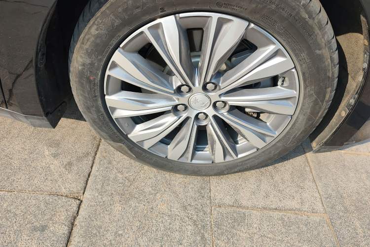 Used Hongqi E-QM5 2023 620km PLUS
