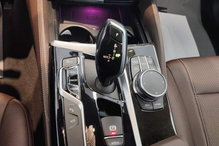 Used BMW 5 Series 2020 525Li M Sport Package Gear Lever