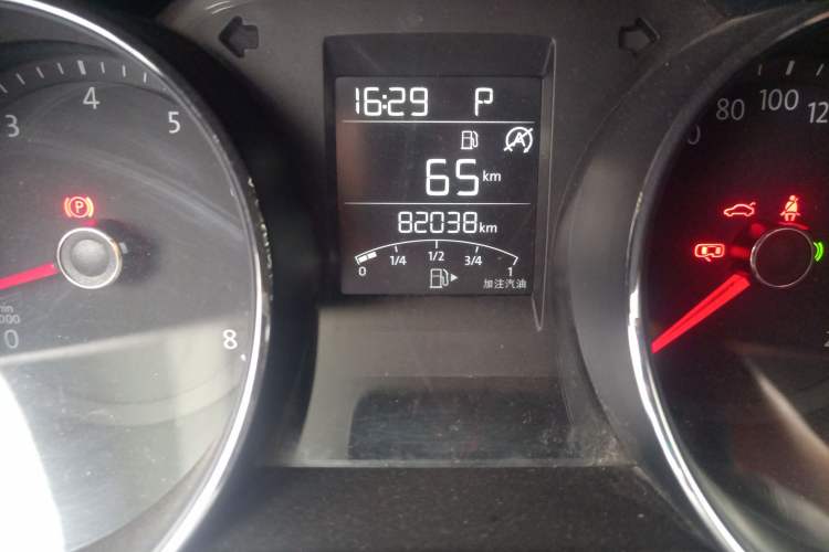 Used Volkswagen Bora 2017 230TSI DSG Comfort Version
