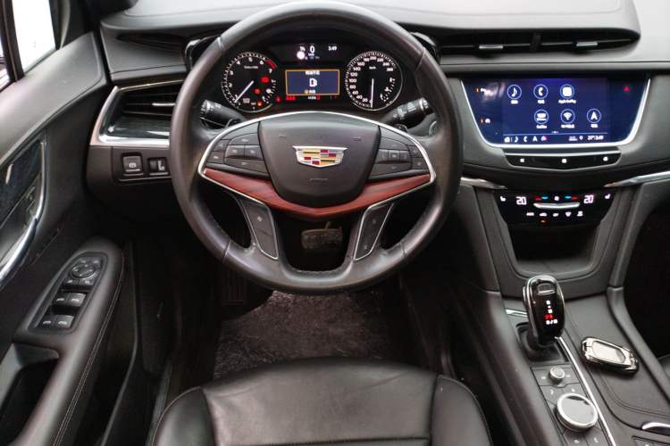 Used Cadillac XT5 2020 28T Luxury Version