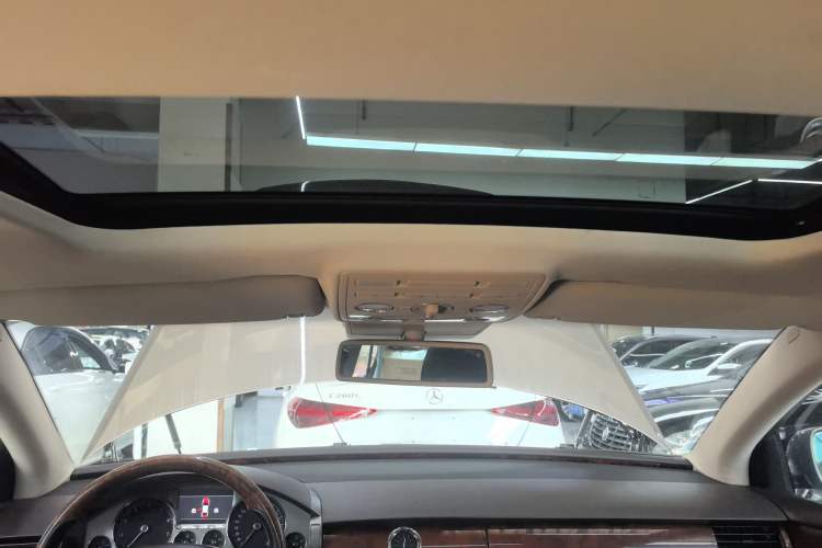 Used Volkswagen Phaeton 2011 3.6L V6 5-Seater Extended Comfort Version
