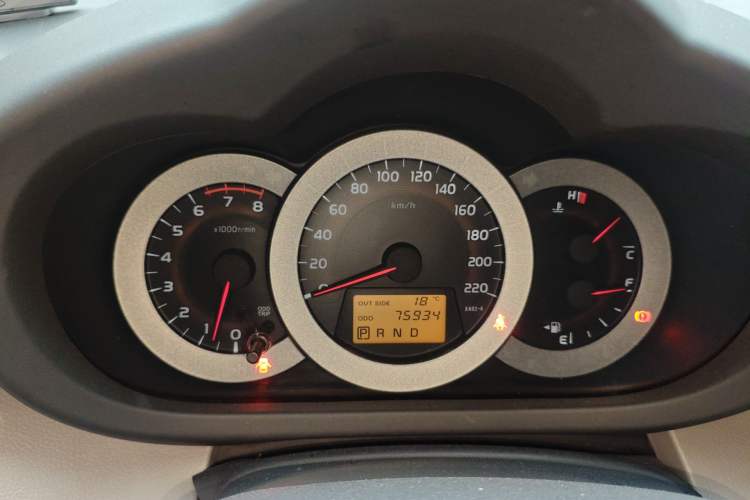 Used Toyota RAV4 2009 2.4L Automatic Luxury Edition Instrument Cluster