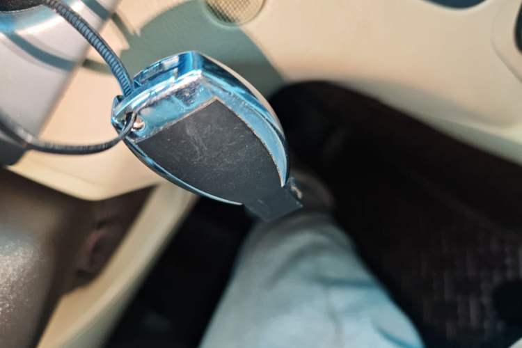 Used Mercedes-Benz GLK-Class 2013 GLK 300 4MATIC Dynamic Sunroof Model