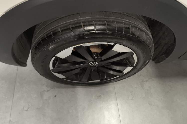 Used Volkswagen Tacqua 2021 1.5L Automatic Yue Zhi Lian Edition Right Rear Wheel Hub