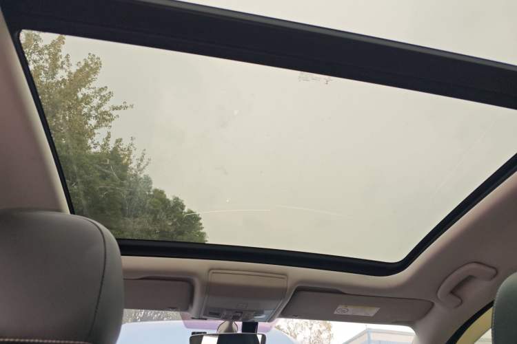 Used Volkswagen Touran 2016 Volkswagen Touran L 280TSI DSG Luxury Edition