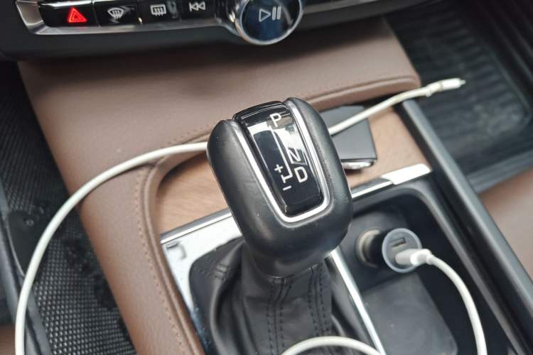 Used Volvo S90 2020 T5 Zhiyi Luxury Edition