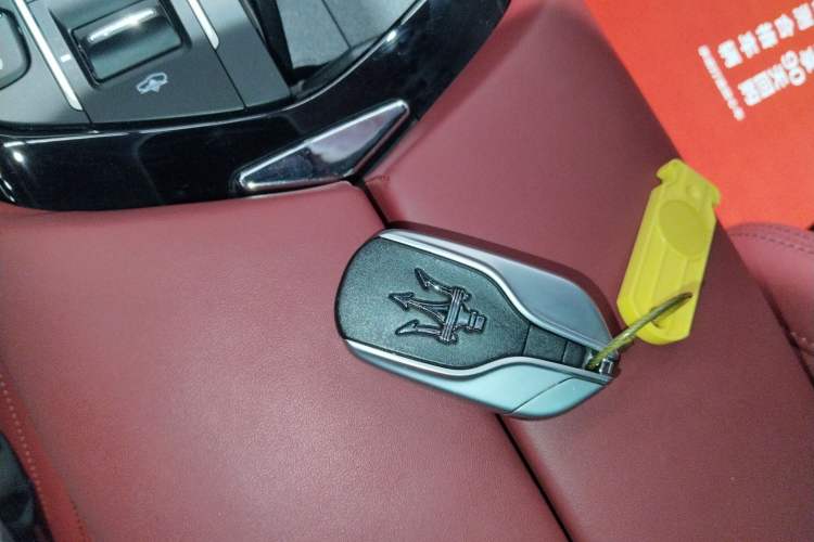 Used Maserati Levante 2022 3.0T Modena Vehicle Key