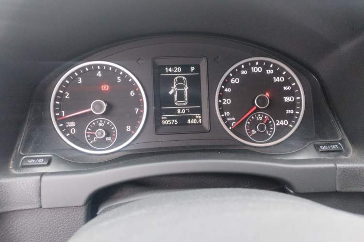 Used Volkswagen Tiguan L 2016 280TSI Automatic Two-Wheel-Drive Silk Road Style Edition