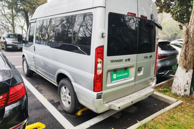 Used Ford Transit Custom 2015 2.4T Short-Wheelbase 6-Seater Mid-Roof Multi-Purpose Vehicle
