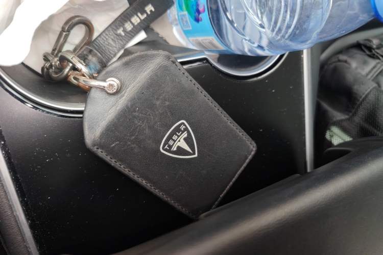 Used Tesla Model 3 2019 Standard Range Rear-Drive Upgraded Version Vehicle Key