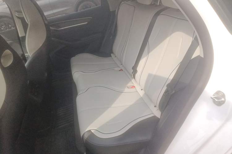 Used BYD Destroyer 05 2024 HONOR Edition DM-i 55KM Luxury Model Left Rear Seat