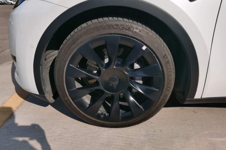 Used Tesla Model Y 2022 Rear-Wheel-Drive Version