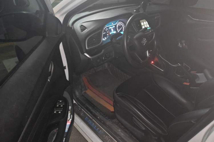 Used Buick GT 2016 15N Automatic Luxury Edition
