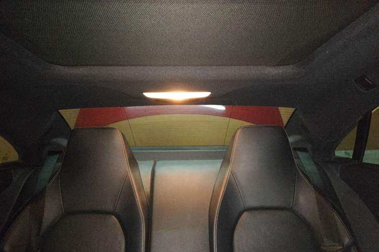 Used Mercedes-Benz E-Class 2014 E 200 Coupe Headliner