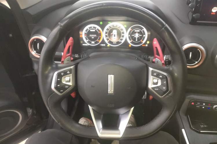 Used Wey VV7 2017 2.0T Ultra-Luxury Version
