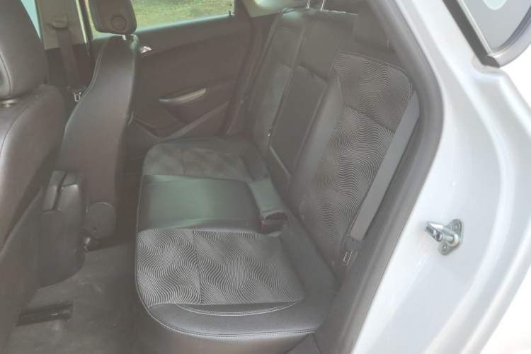 Used Buick GT 2014 XT 1.6L Automatic Fashion Edition