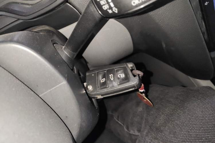 Used Skoda Octavia 2015 1.6L Manual Yijie Edition
